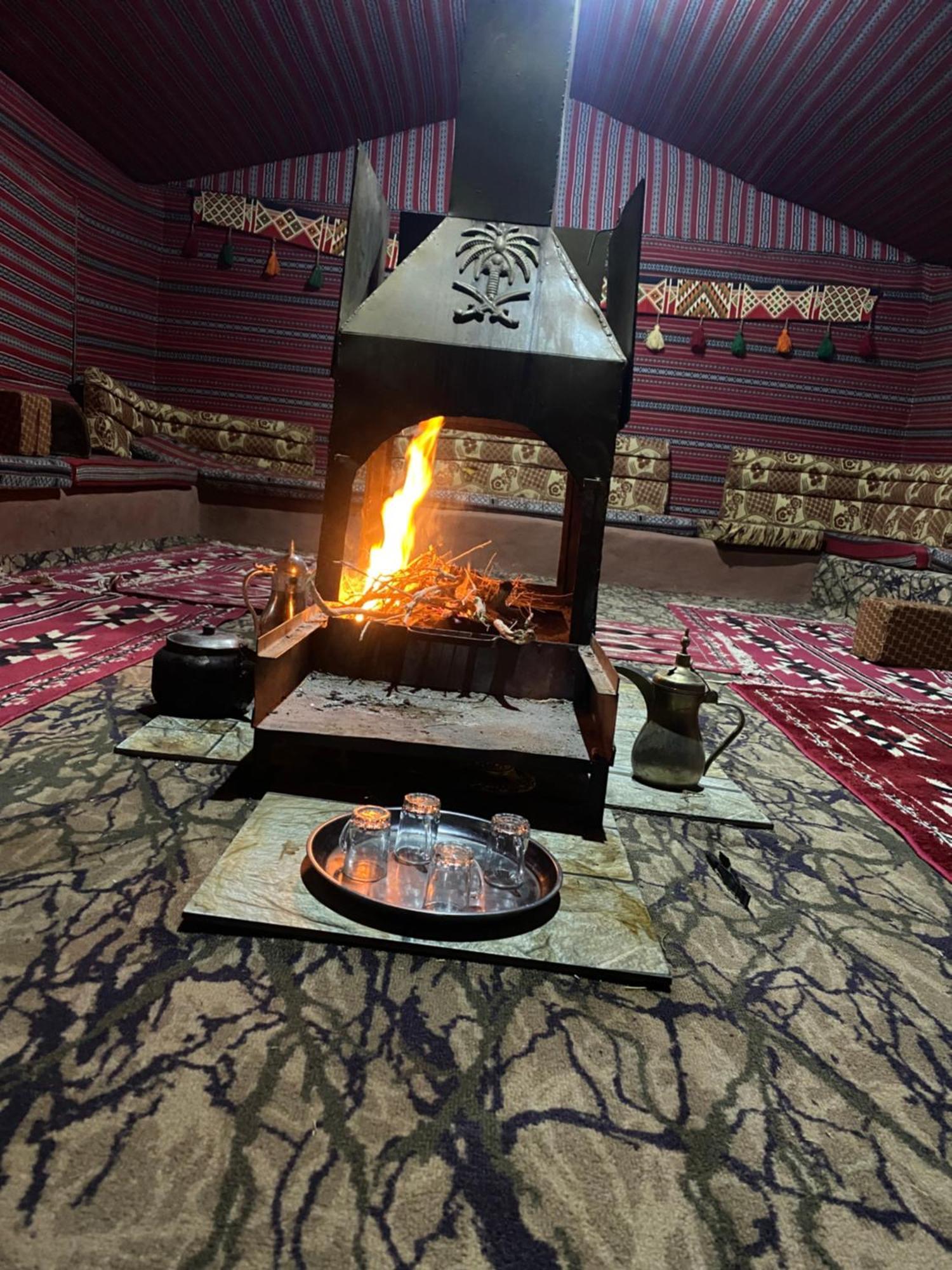 Desert Tree Camp&Tours 와디럼 외부 사진